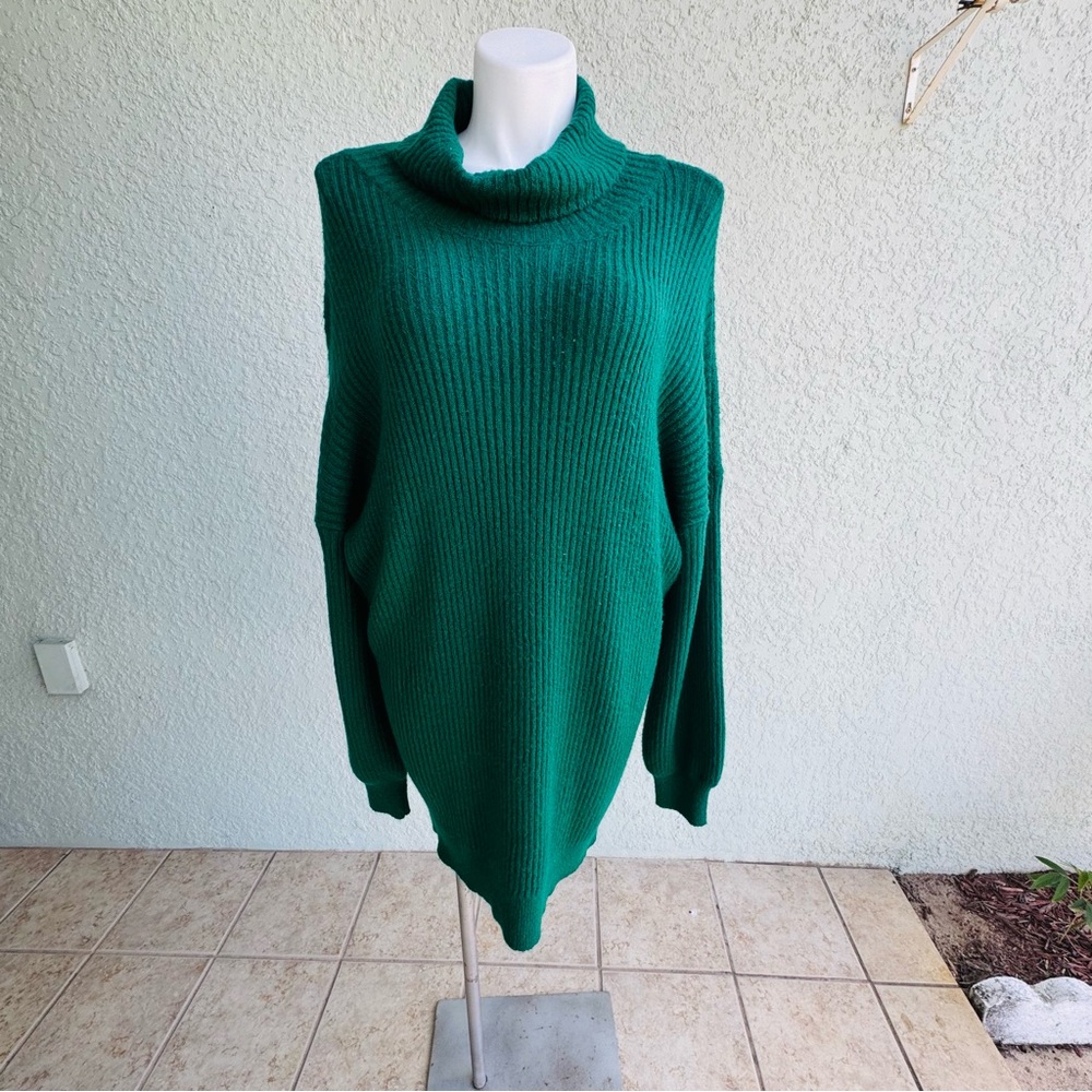 Fashion Nova 2X kelly green sweater dress  winter holidays chrismas cozy warm